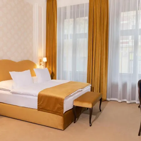 Boutique Gaia Superior Hotel 4*